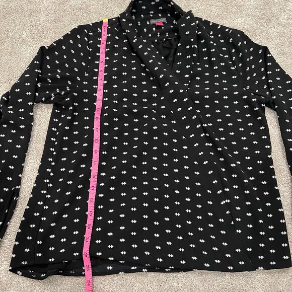 Vince Camuto Women's Wrap Blouse Black White Pattern‎ Size Small - Picture 8 of 9